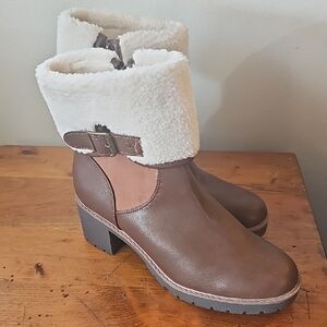 SM New York Brown and Cream Heeled Boots